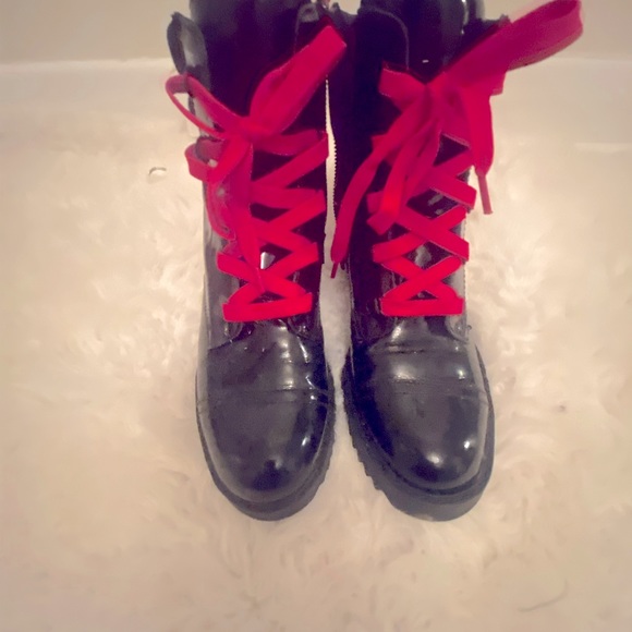 COUGAR Gwen Patent Waterproof Ankle Boot -S - Picture 3 of 4